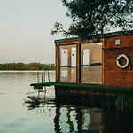 Nad Narvia - Glamp *