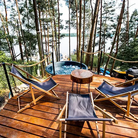 Nad Narvia - Glamp